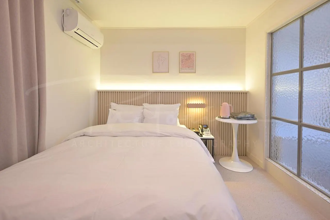 Motel Take 1 Hotel Incheon